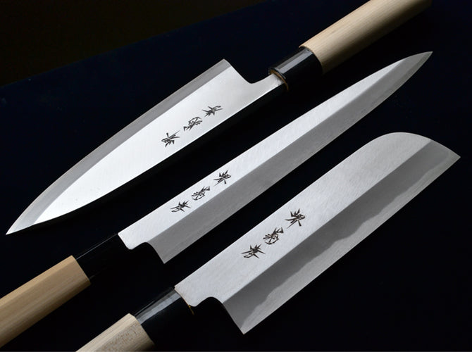 堺菊孝（堺孝行）改良霞研 黄鋼 出刃包丁 150mm (朴•PC柄) 専用箱付 堺菊孝（堺孝行）改良霞研 安来黄鋼 江戸形薄刃 【PC柄】 – YuiSenri