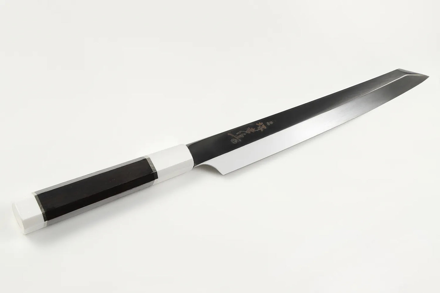 堺 孝行 銀龍 本焼SW鋼 剣型柳刃 飛燕型 和包丁 黒檀柄